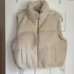 Hollister Cream Sherpa Ski Vest